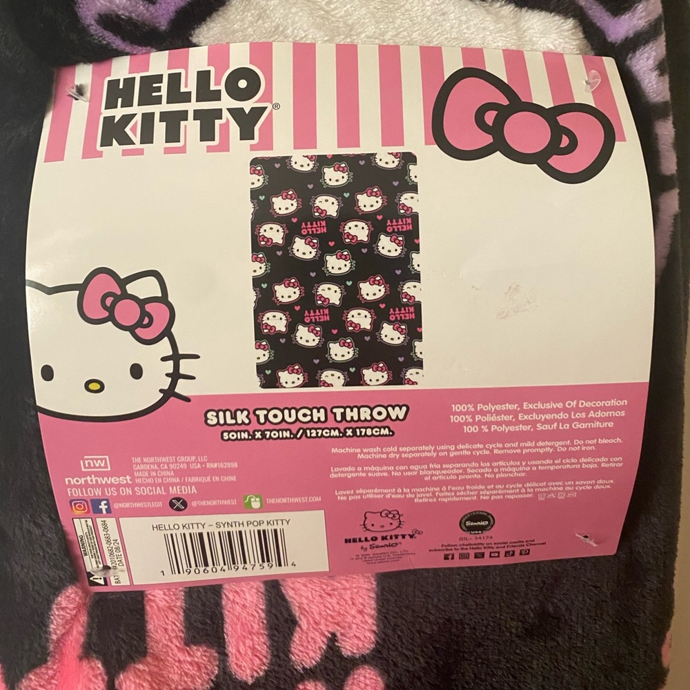 Hello Kitty throw blanket